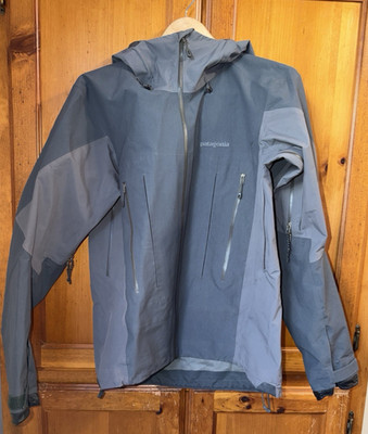 Patagonia Goretex Jacket PRO Shell Hooded Skiing Hiking Gray Men s S Powslayer
