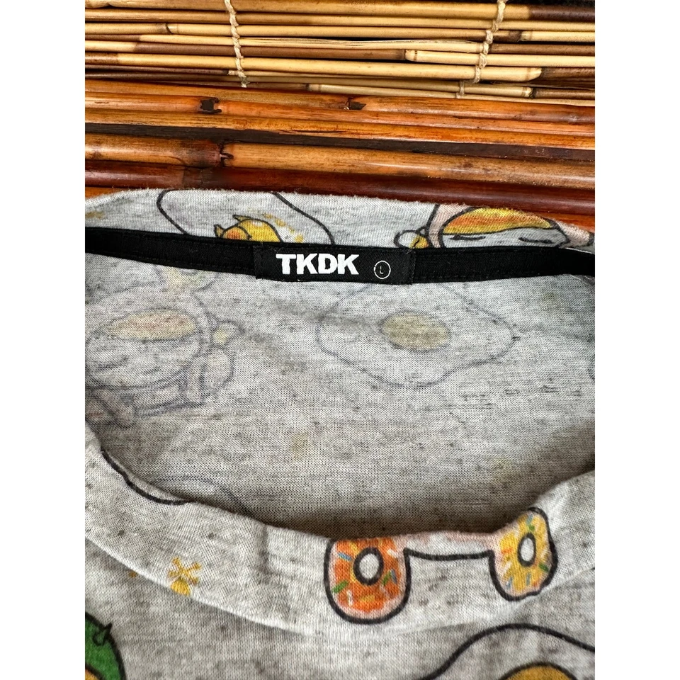 Tokidoki Hombres Gris Pullover Cuello Redondo Logo Gráfico Poliéster Camiseta Talla L Foto 3 de 4