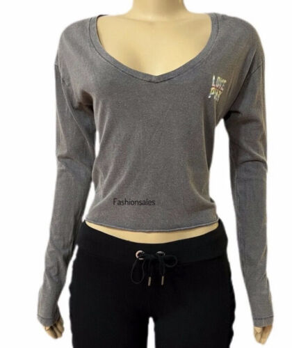 NWT Victoria Secret PINK V Neck Long Sleeve Rainbow Logo Cropped T-shirt Small S - Afbeelding 1 van 5