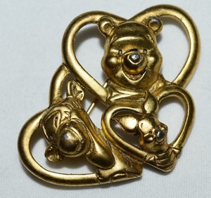 Disney Winnie the Pooh Piglet & Tigger Heads Inside Hearts Gold Pin