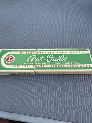 Vintage Linton Art-Guild Pencil Box 2B 1400 (5 Pencils) One 732 Carmine Colored