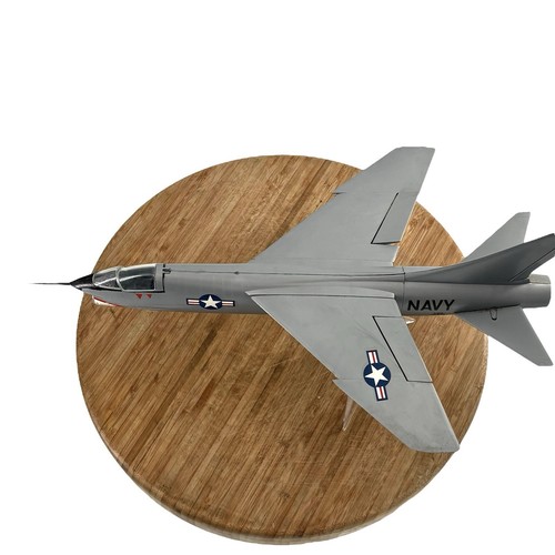 Vtg Lindberg 5302 F8U-1 Crusader Model Airplane 1:48 Scale Original Stand - Picture 15 of 15