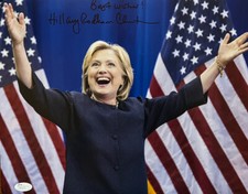 Hillary Clinton Signed (42nd First Lady) 11x14 Photo JSA P55571