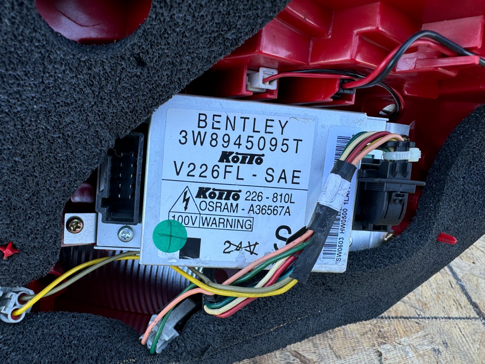 Bentley Continental GT 2004-2009 REAR+LEFT Tail light P/N 3W8945095