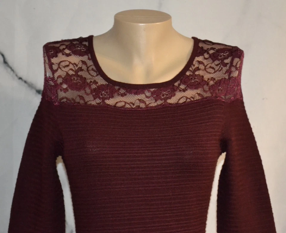 Vestido JESSICA SIMPSON Chile Pimienta Encaje y Tejido Acanalado Ópera Pequeño Mangas 3/4 Foto 2 de 4