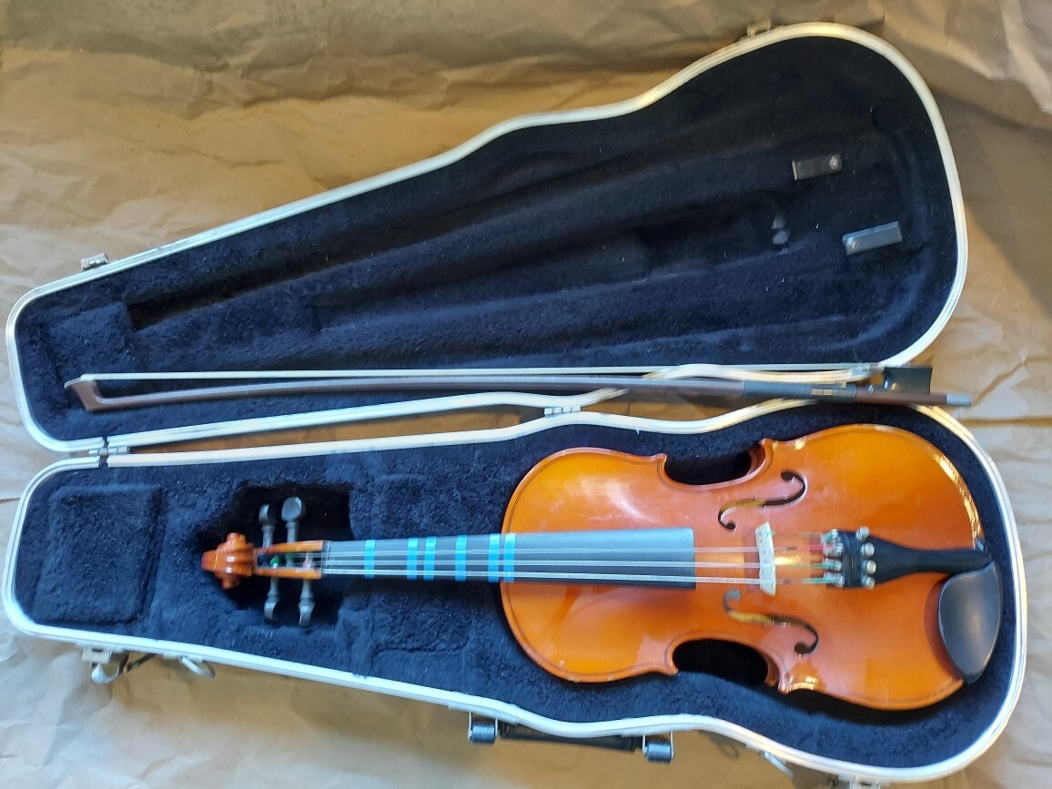 Leon Aubert Stradivarius Model 812 Size 1/2 Violin w/ Case, Very