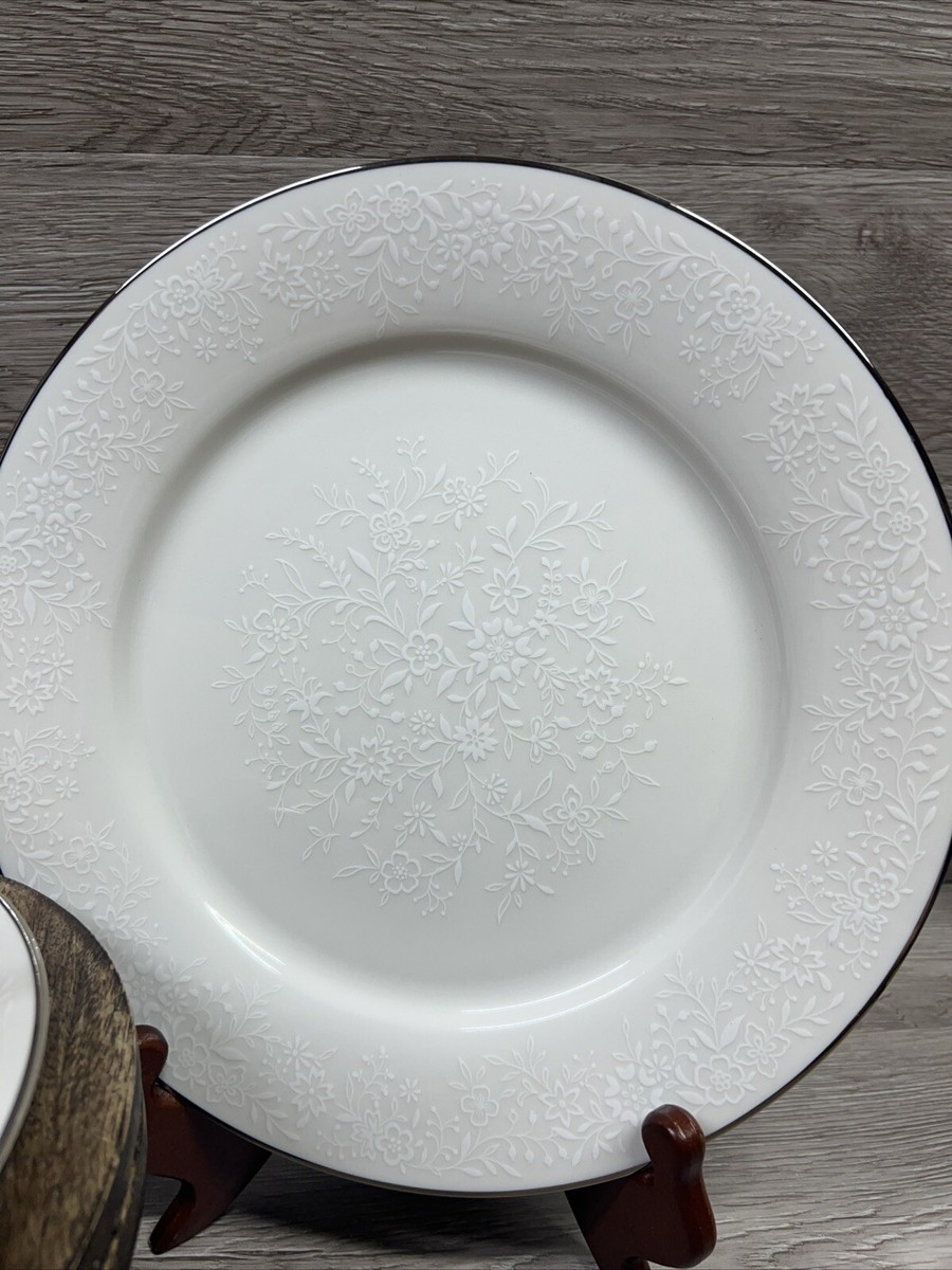 VTG Noritake Affection Full Place Setting Ivory Floral Silver 7192