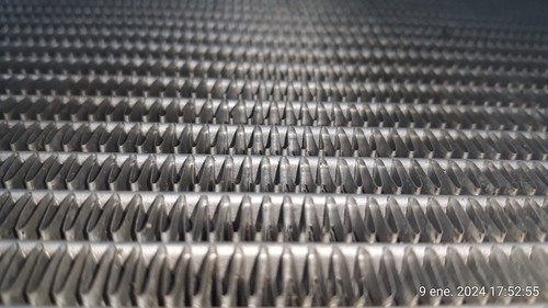 8200357536 WATER RADIATOR / 8200357536 / 1577573 FOR RENAULT SCENIC II DYNAMIQUE - Picture 2 of 10