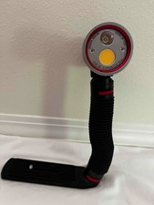 SeaLife Sea Dragon 3000SF Pro Dual Beam Video Light Head with tray flex arm