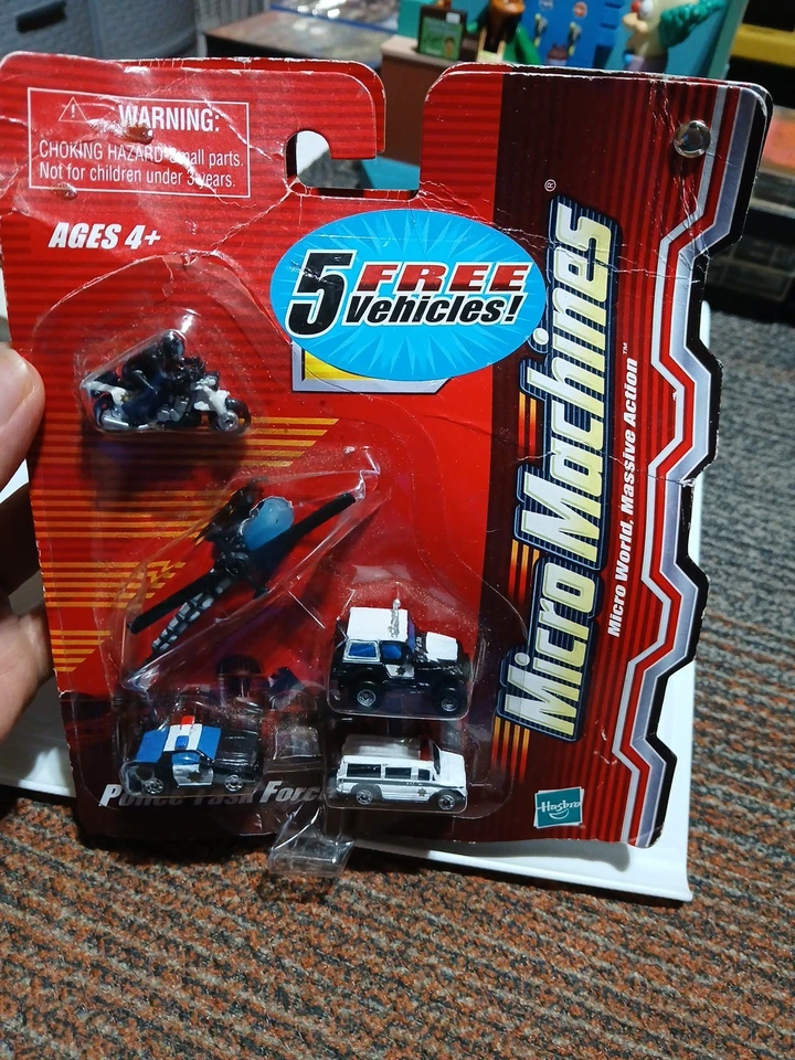 NEW DAMAGED PACKAGE Hasbro Micro Machines Flame Racers 2003 & Police Task Force  - Image 2 of 4
