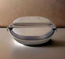 Vintage 1945 U.S. Military Fry Pan & Plate Mess Kit Camping/Field Gear 