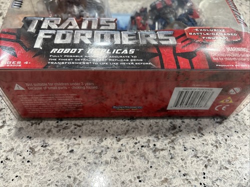 Walmart Ex. Transformers Robot Replicas Battle Damaged Megatron & Optimus Prime - Picture 4 of 8