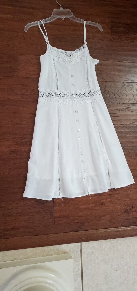 New Look Spaghetti Strap White Dress With Lace Accents | eBay New Look Spaghetti Strap White Dress With Lace Accents | eBay