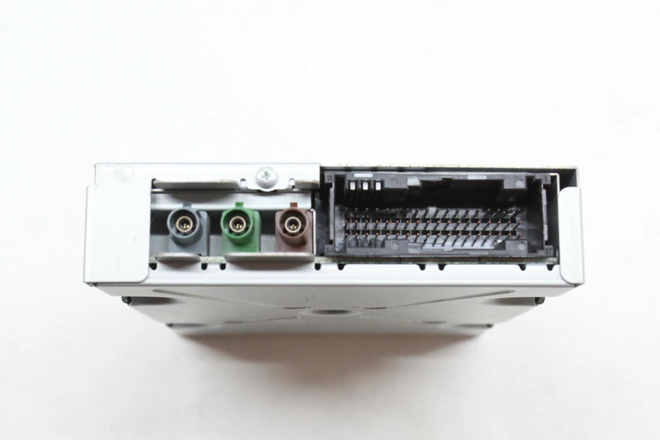 2010 AUDI A6 REAR VIEW CAMERA CONTROL MODULE 4F0 910 441 D OEM 06 07 08 09 10 11 - Imagem 3 de 4