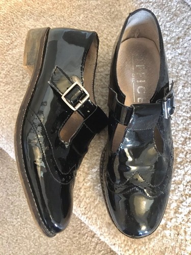 flat black patent leather shoes