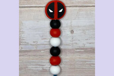 Custom Red Face Beaded Crochet Hooks