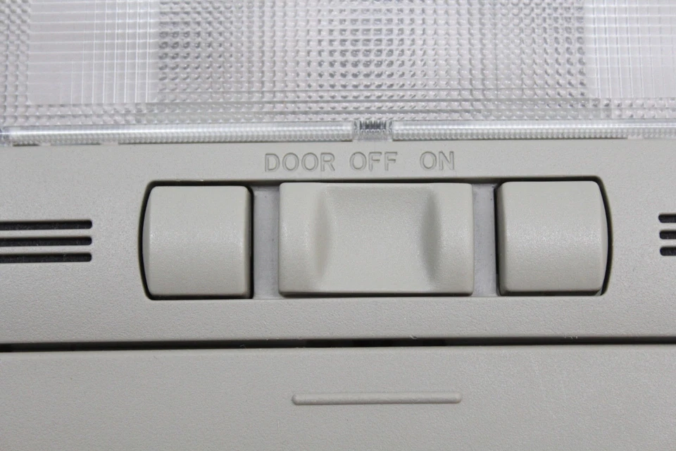 2006 TOYOTA PRIUS DOME LIGHT OVERHEAD CONSOLE FE41 TAN OEM 04 05 06 07 08 09 - Image 4 of 4