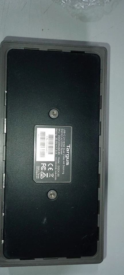 ESTACIÓN DE ACOPLAMIENTO TARGUS USB-C UNIVERSAL DV4K CON ALIMENTACIÓN 100W - NEGRA Foto 4 de 4