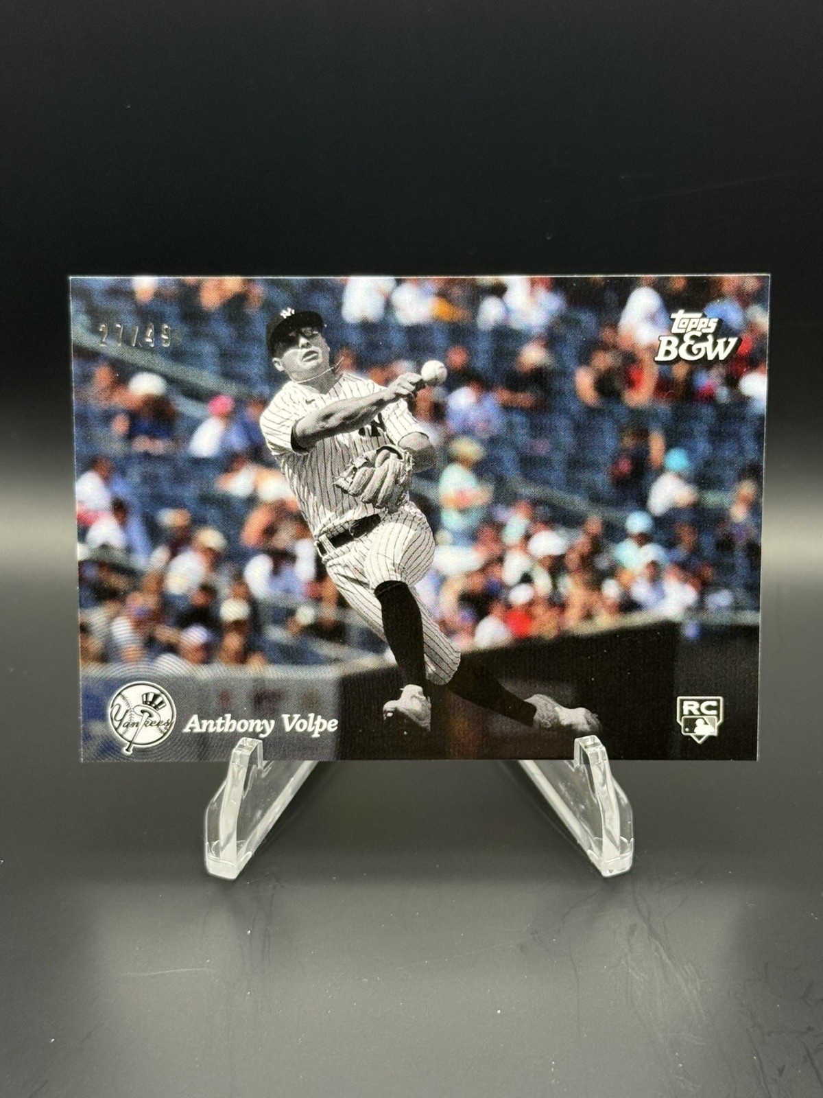 Anthony Volpe RC 2023 Topps Black & White #21 Background Color /49 (RC) Yankees