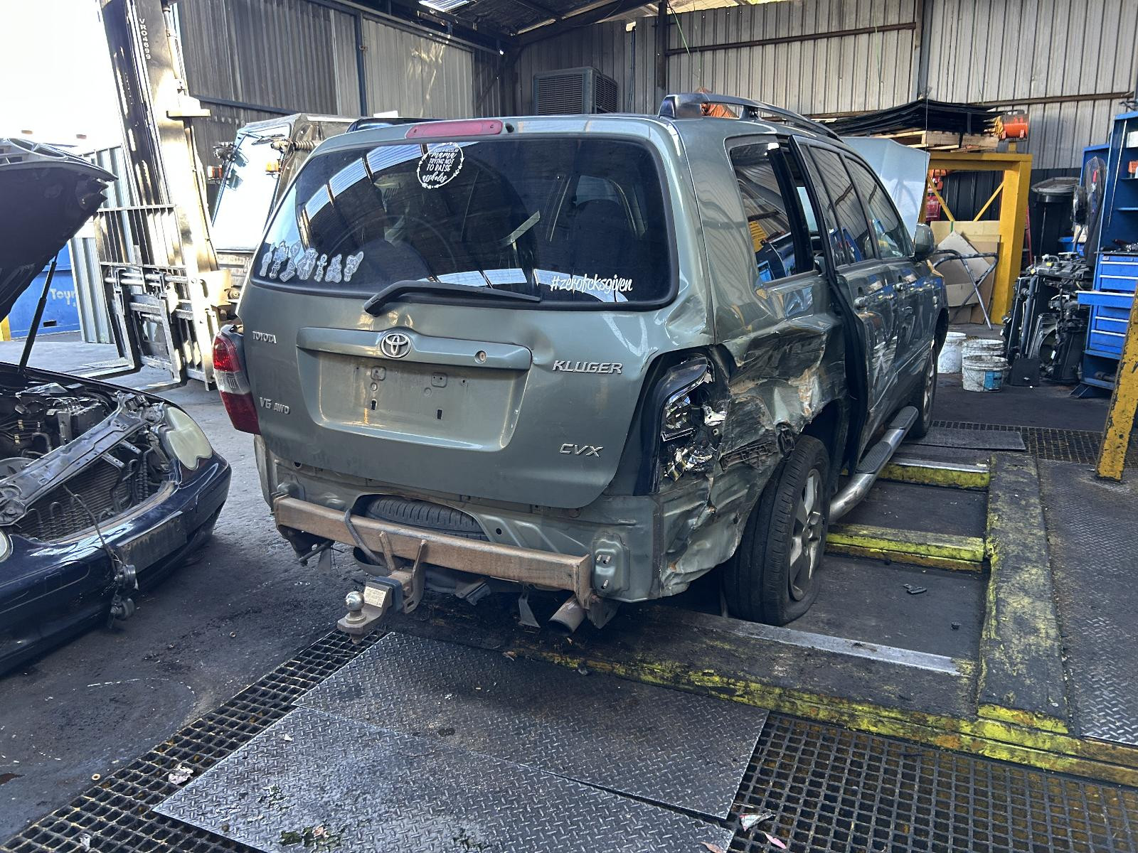 Toyota Kluger Left Front Check Strap MCU28 01/2001-04/2007 - thumbnail 3