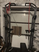 squat rack