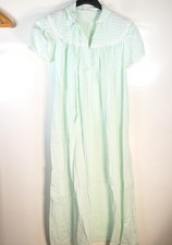 robe d'intérieur ancienne Watelet-Collart Namur fille