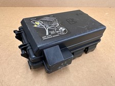 2009-2013 Chevrolet Corvette C6 Under Hood Fuse Box 13686754 2009-2013 Chevrolet Corvette C6 Under Hood Fuse Box 13686754