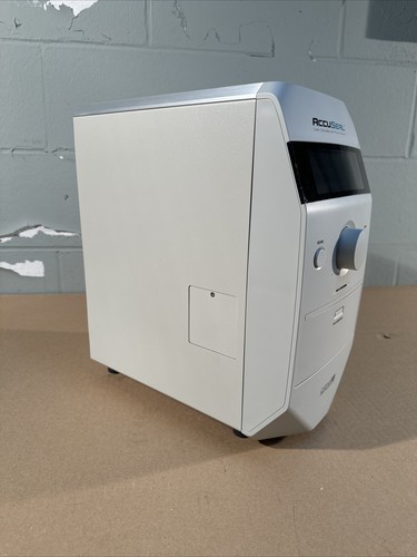Labnet AccuSeal Semi Automated Plate Sealer PS1000 #26 - Picture 4 of 12