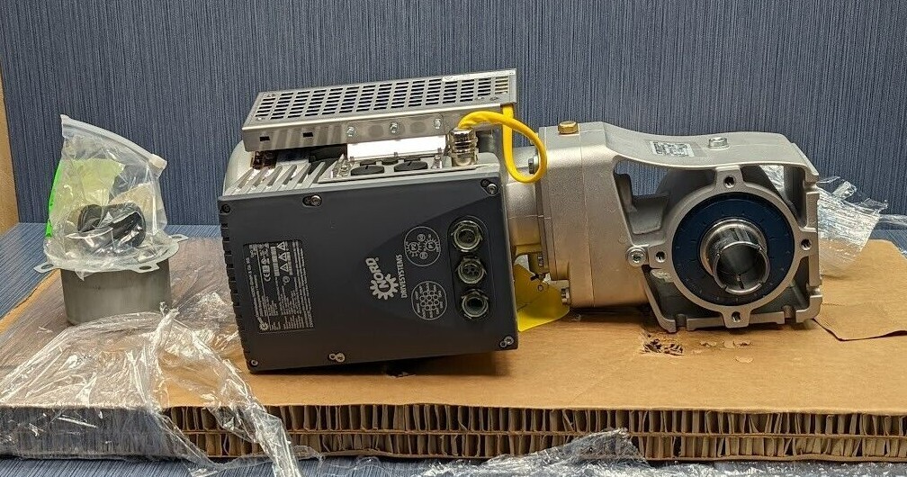 Nord DriveSys Gear Motor SK 92372 90LP/4 CUS TW TI4 with