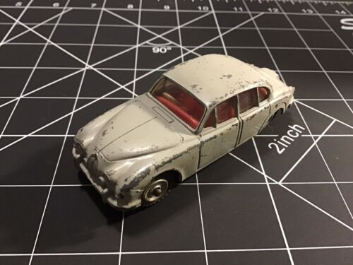 Dinky Toys 195 Jaguar 3.4 Litre made in England