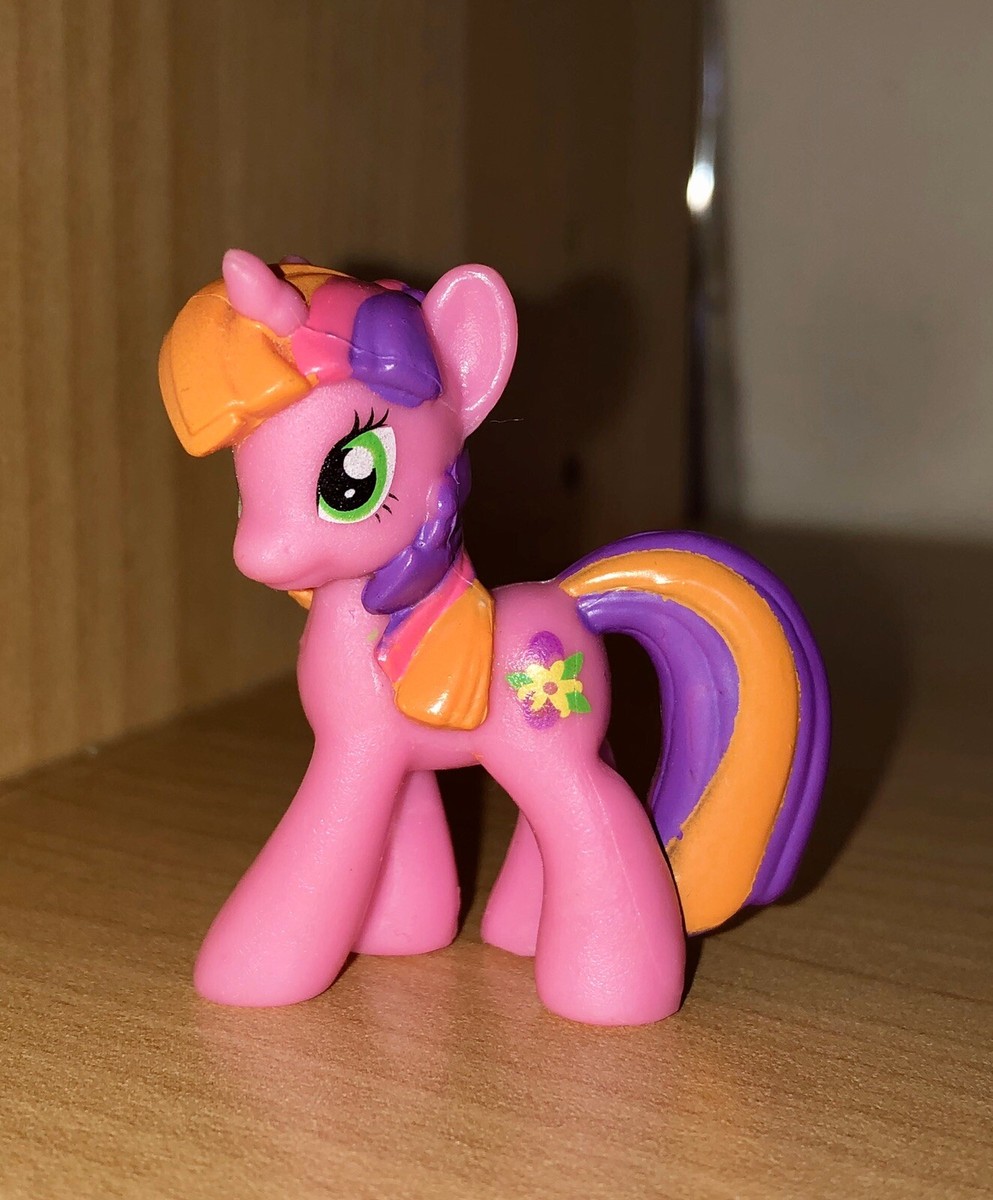 まりピンク My Little Pony Miniature Hot Pink Unicorn With Yellow Flower Cutie