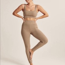 Abercrombie Soft Tan Lounge Leggings Size Small Brand NWT