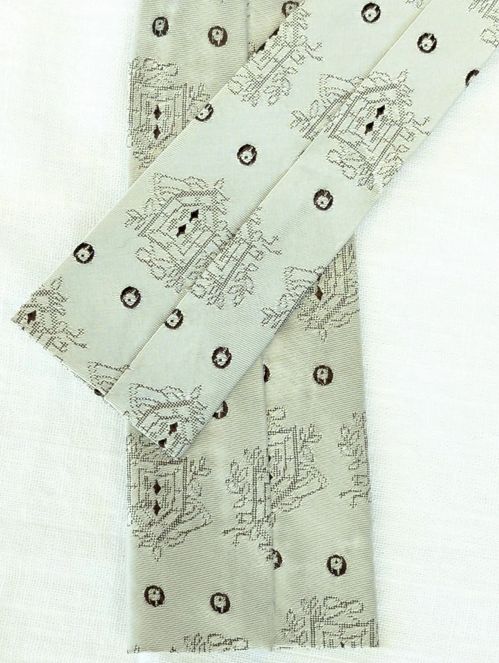 Corbata Tejida Cresta 21/4" Ancho Poliéster/Rayón De Colección Años 40 50 Punta Cuadrada Gris Plateado? Foto 3 de 3