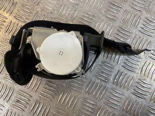 BMW 3 F30 F35 F31 2017 Links Sicherheitsgurt vorne 34078320C DRK16356