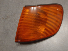 Clignotant Audi 100