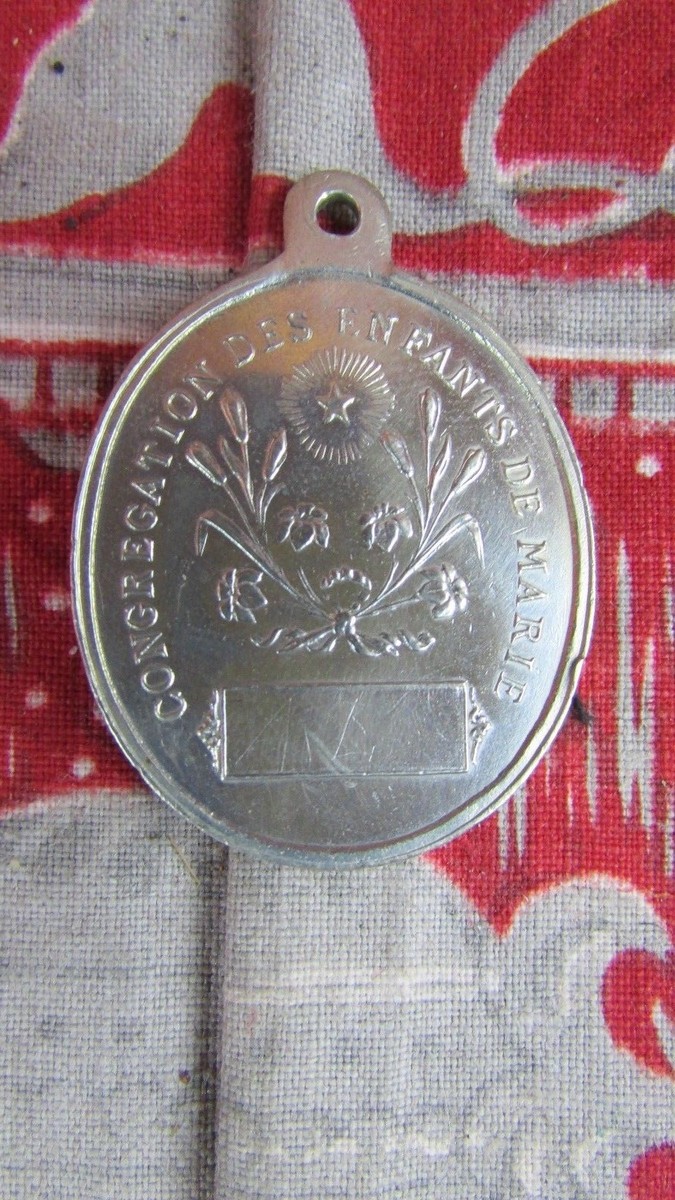 Médaille religieuse Congrégation des Enfants de Marie, début