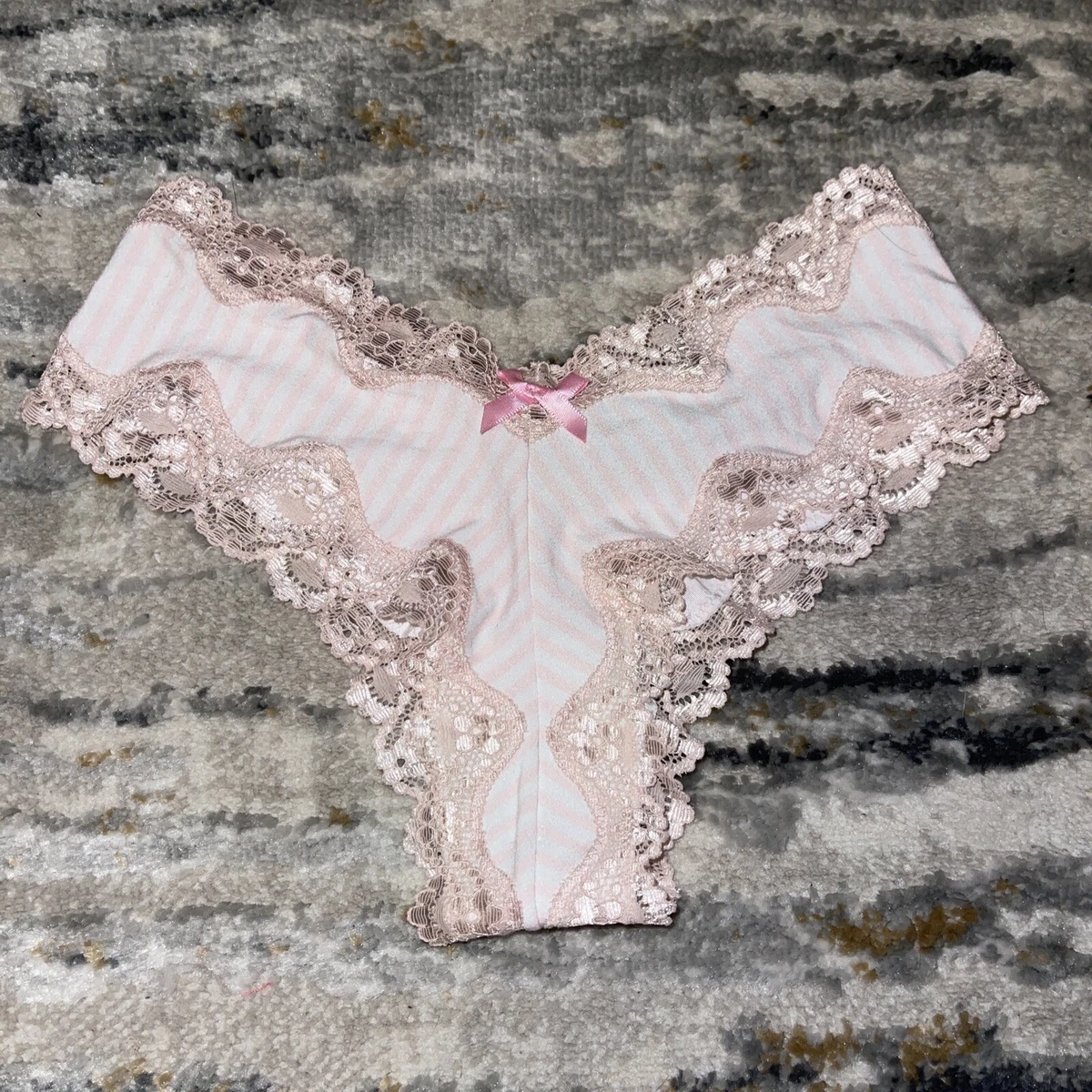 NWT 2013 Victoria’s Secret White & Pink Striped Lace Trim Cheeky Panty XS