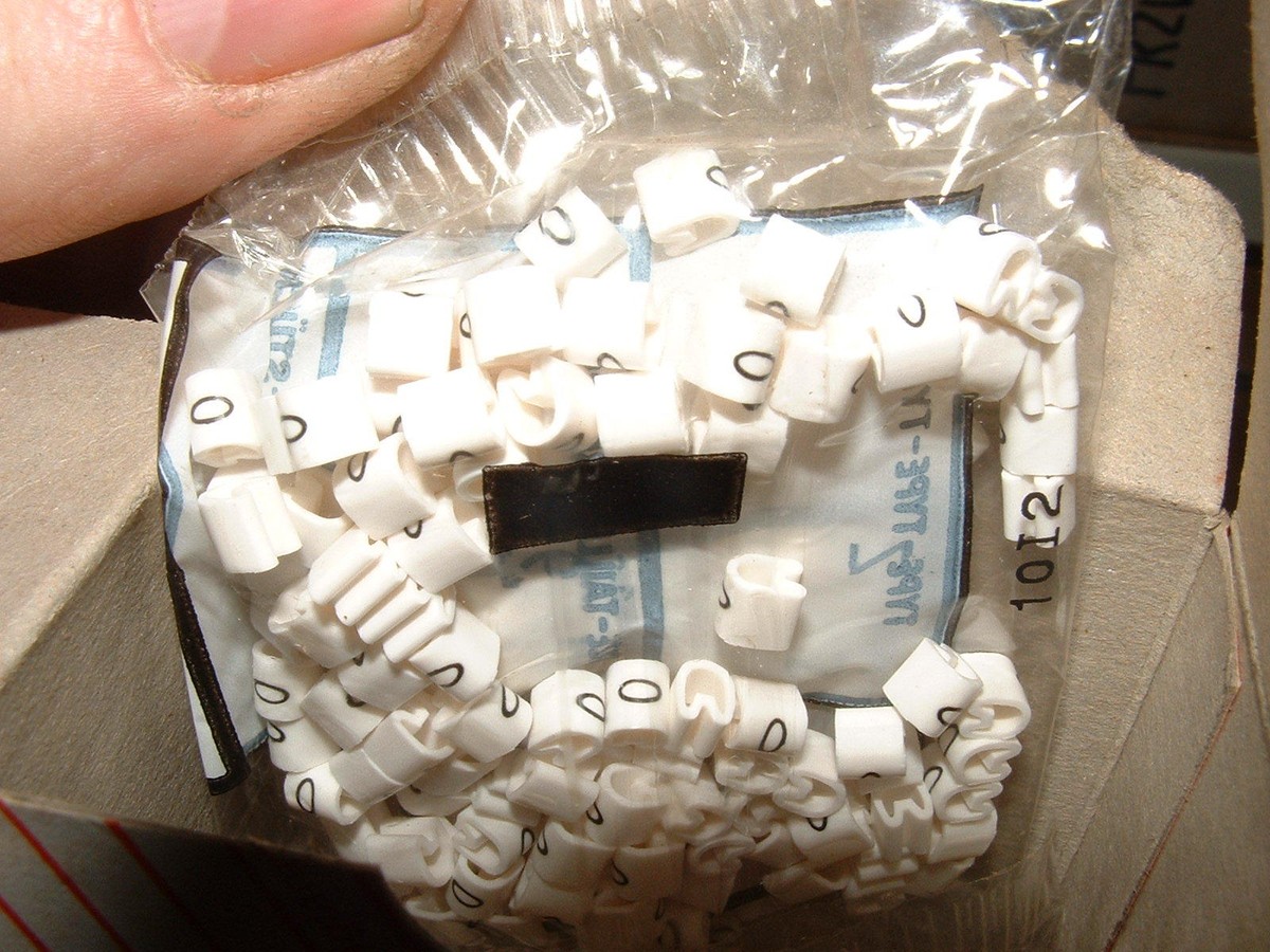 Very large quantity of Critchley Z cable markers z9 z11 z13 z15