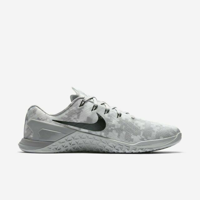 white camo metcon