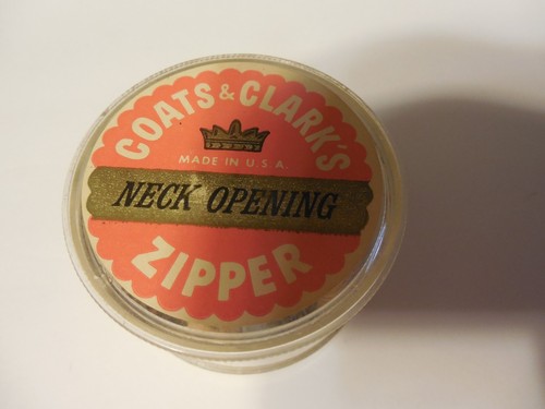 Coats and Clarks Zipper Box filled with buttons Vintage Sewing Notion - Picture 3 of 6