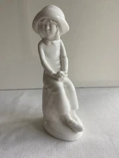 Spode Joanna Figurine P Shone White Bone China Girl Sitting Hands Clasped In Hat