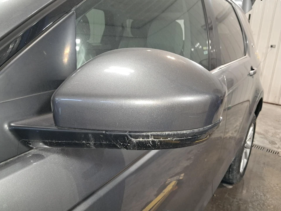 Espejo retrovisor de puerta izquierdo usado se adapta a: Land Rover Discovery Sport 2017 charco térmico eléctrico Foto 3 de 4