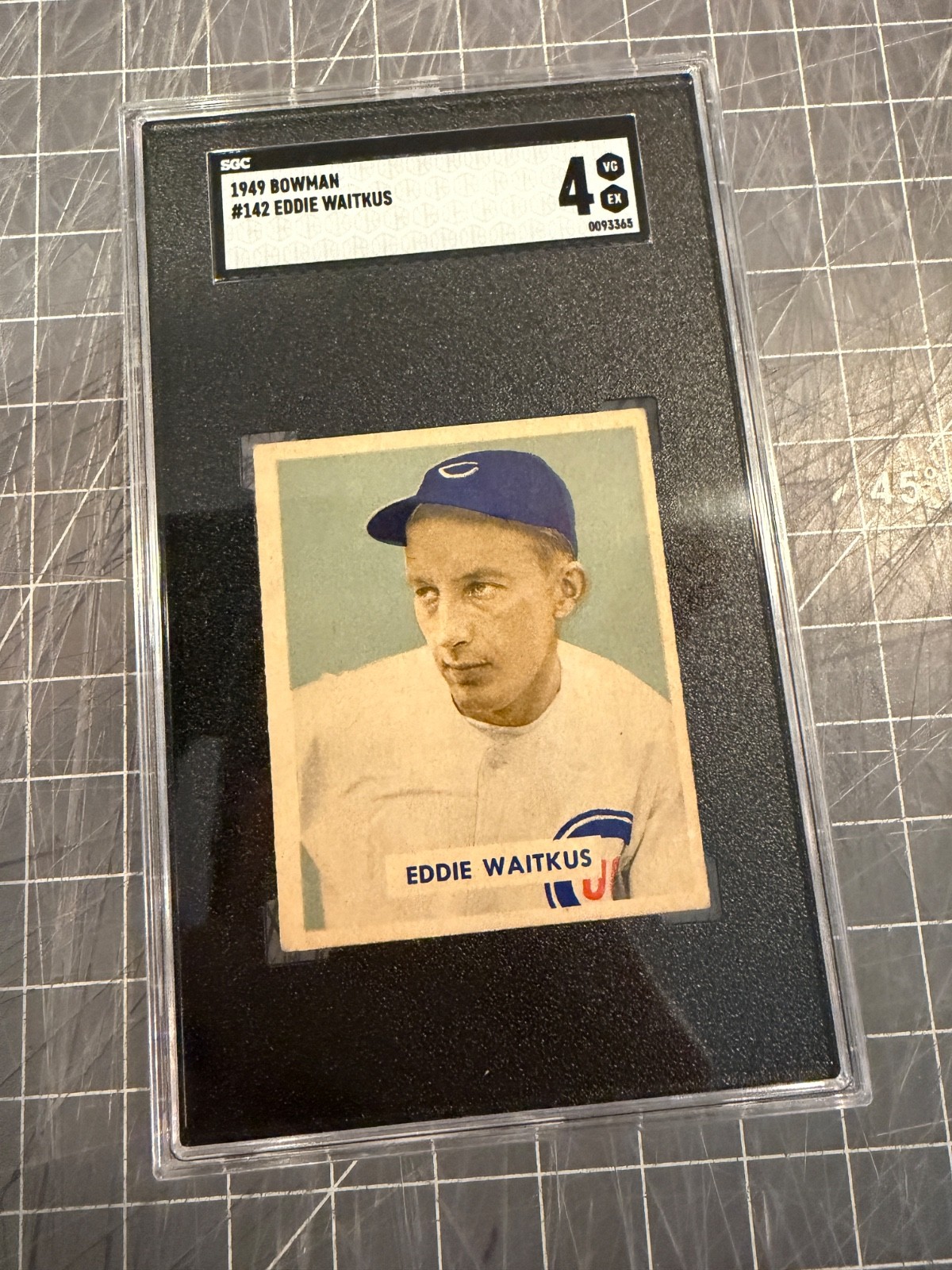 1949 BOWMAN #142 EDDIE WAITKUS CHICAGO CUBS BASEBALL CARD SGC 4 VG/EX