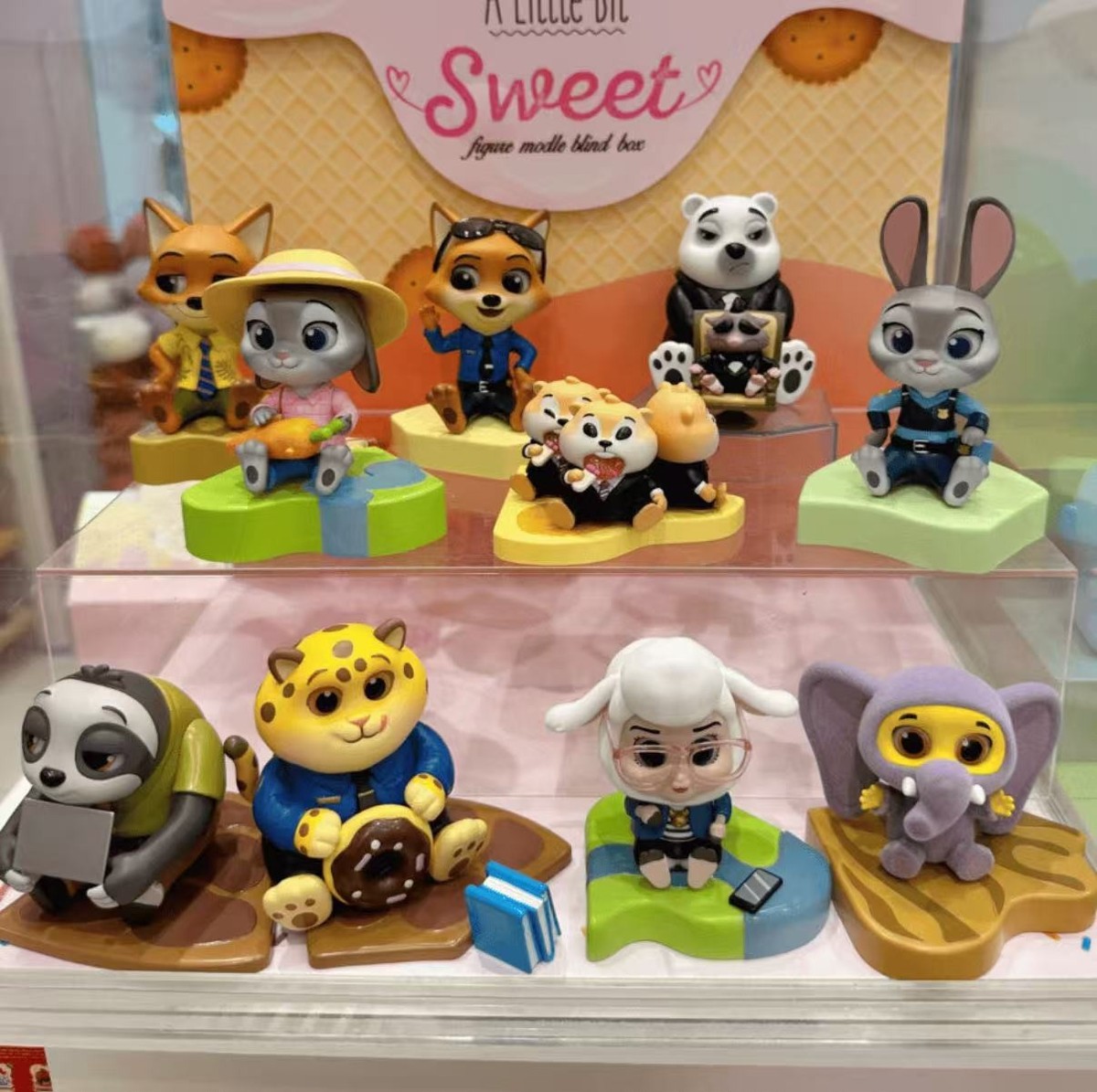 Miniso Zootopia Sit Nicely Series Blind Box Confirmed Figures Toy