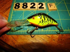 V8822 F  TOM MANN'S DEEP DIVE RAZORBACK  FISHING LURE