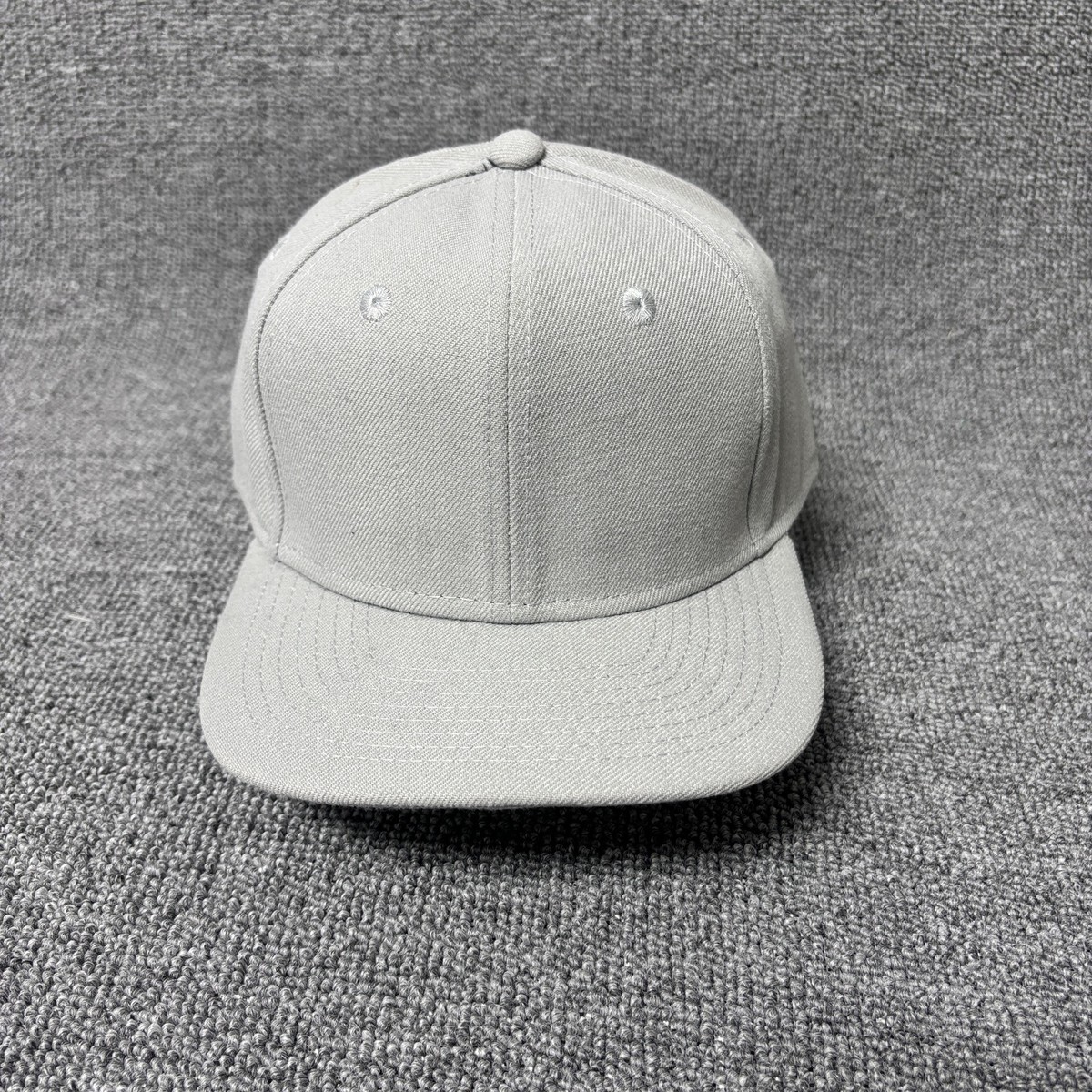 New Era 9FIFTY Blank Snapback Hat Light Gray Plain Flat Brim Adjustable Cap