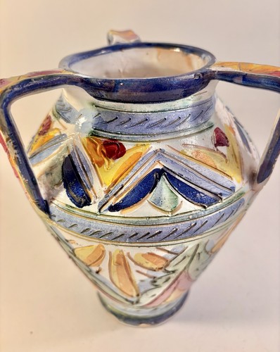 Vintage Italian Ceramic 8" Tall Three Handle Sgraffito Amphora Leaf Pattern - Picture 4 of 11