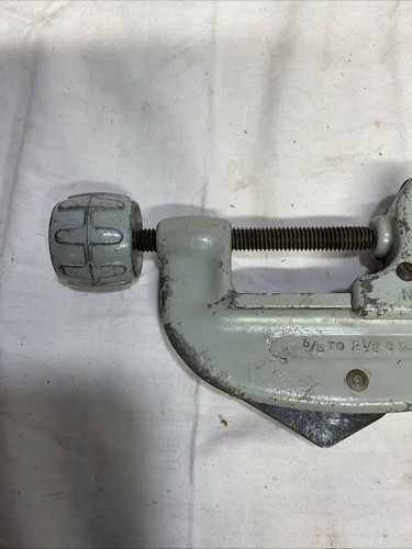 Ridgid No 20 Tube Tubing Cutter 5/8" to 2 1/8" - Picture 5 of 5