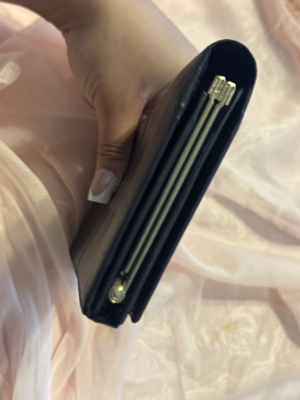 Authentic Givenchy Black Jeweled 4G Logo Kiss Lock Long Wallet - Preowned thumbnail 3