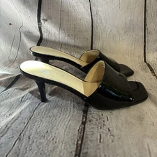 Nine West Women’s Black Patent 2.5” Heel Slip On Minimalist Mules Size 7.5 GUC